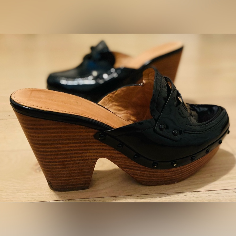 Coach Clogs